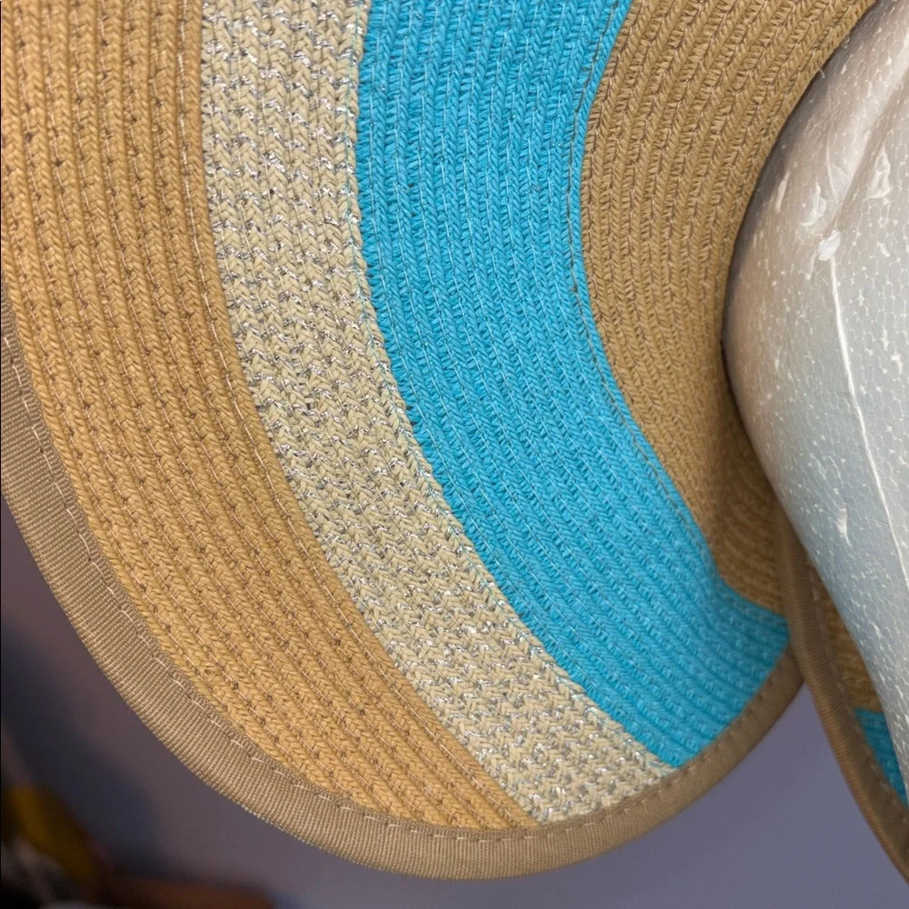 Croft & Barrow Wide Brim Tan Blue Green With Metallic Thread Bow Back Visor Hat